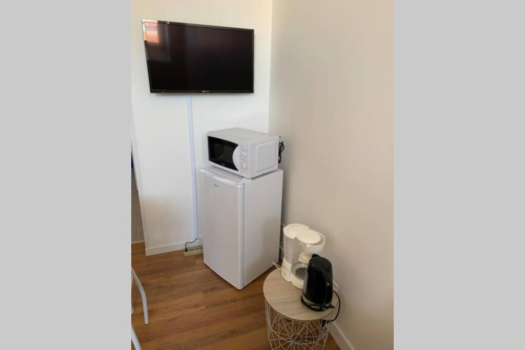 Studio Meuble Verdun - 3Eme Etage, Verdun ภายนอก รูปภาพ